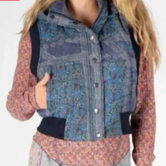 NATURAL LIFE Kali Cropped Puffer Vest Size XL - Picture 1 of 9
